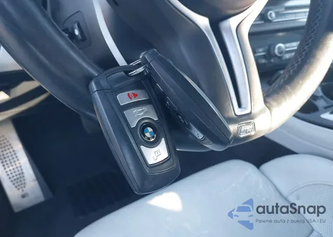 2014 BMW M5 from USA, damaged, VIN WBSFV9C5XED594015